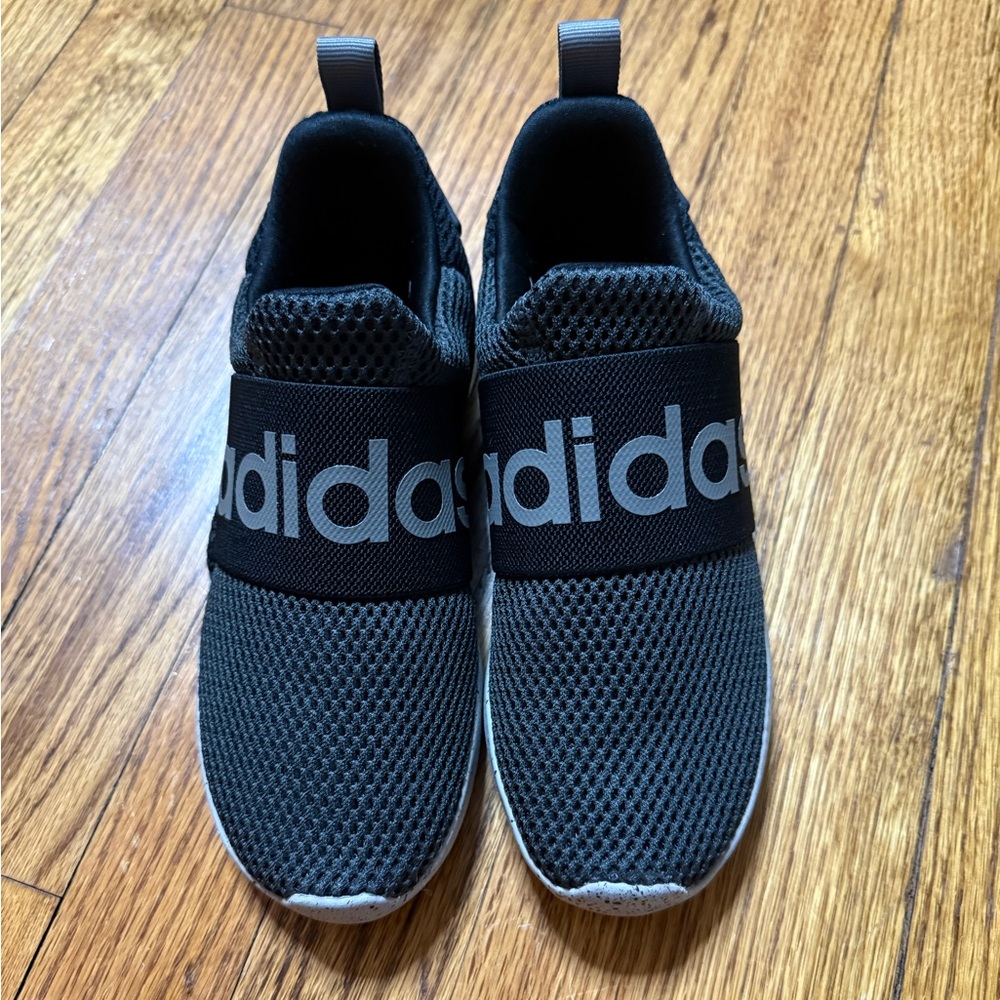 Like new Adidas slip on sneakers